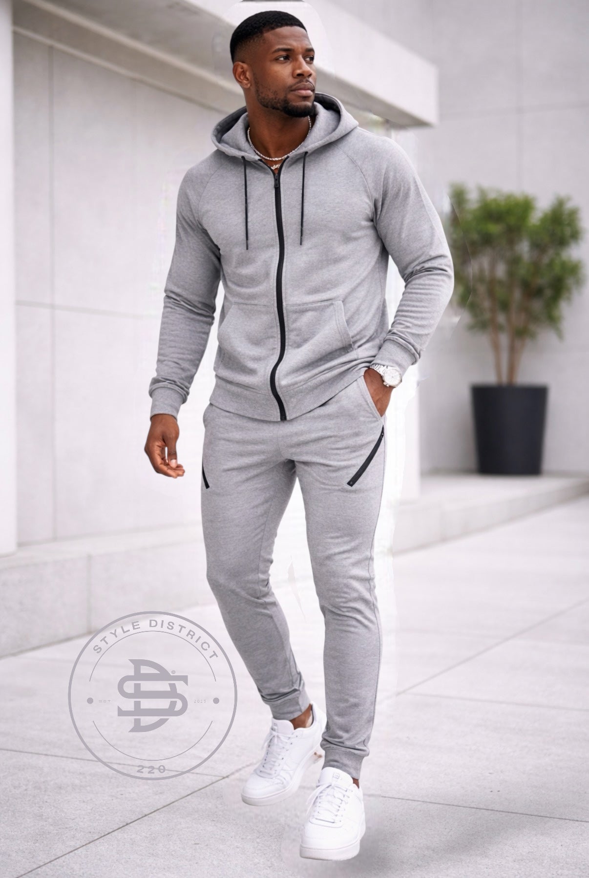 Style District Tech Sets